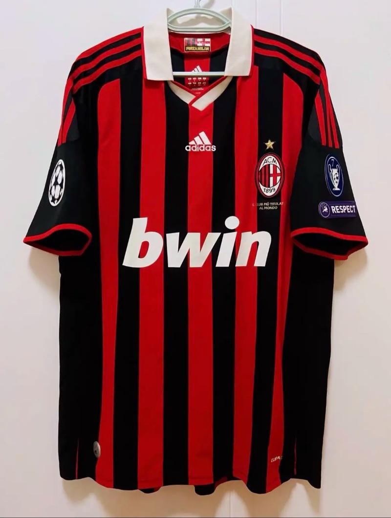 斯图里奇：蓝军阵容太年轻了，他们需要有“老大哥”稳住局面