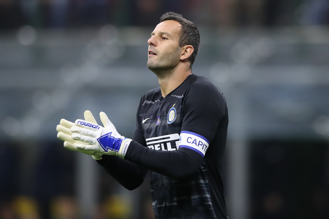 罗马诺：迈尼昂与米兰续约谈判停滞，但他与国米没有任何接触