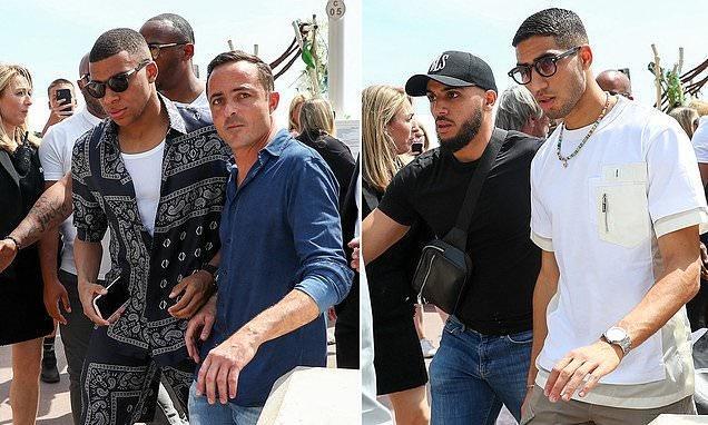 欧冠战报：里奥斯传射巴雷罗破门，本菲卡2-0完胜那不勒斯