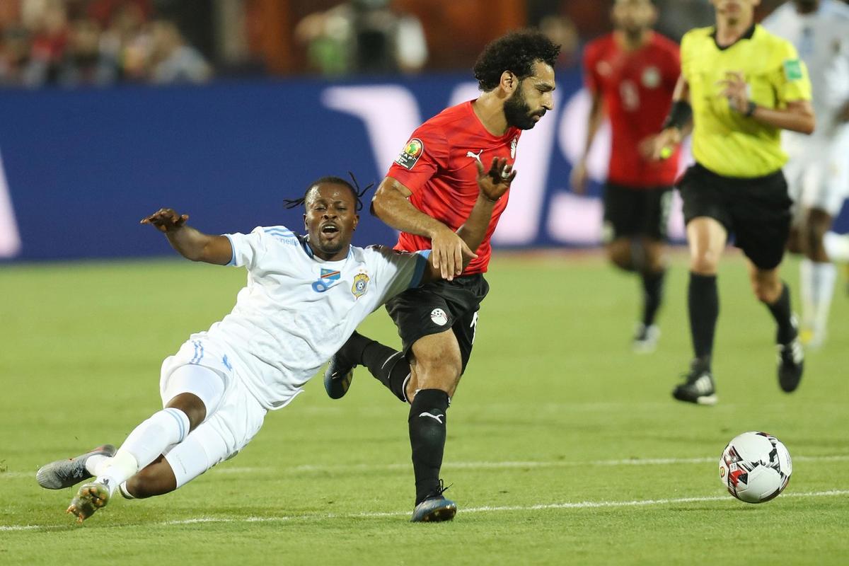 切尔西客战伯恩利首发：帕尔默缺阵！恩佐、沃克在列（切尔西客场战伯恩利首发出炉：帕尔默缺席，恩佐、沃克入选）