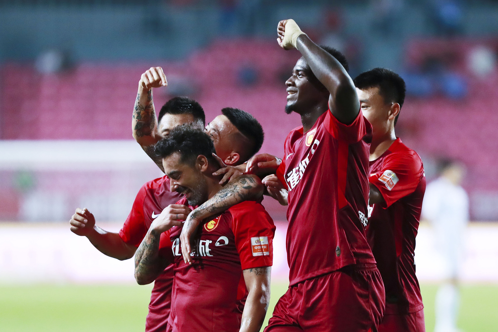 世体：巴萨仍在加速诺坎普施工，并希望于年底获得1C许可证（世体：巴萨加速推进诺坎普施工，力争年底获批1C许可证）