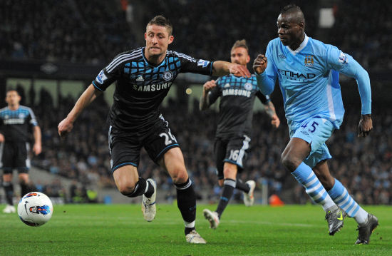 狼队14轮仅积2分排名英超垫底，上赛季曾双杀曼联（从双杀曼联到英超垫底：狼队14轮仅得2分）