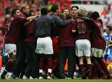 德转列本赛季30岁以上选手进球排行榜：凯恩领跑，...