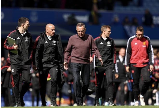 阿莫林：库尼亚已归队，有两人出战成疑；不会看谩骂我的言论