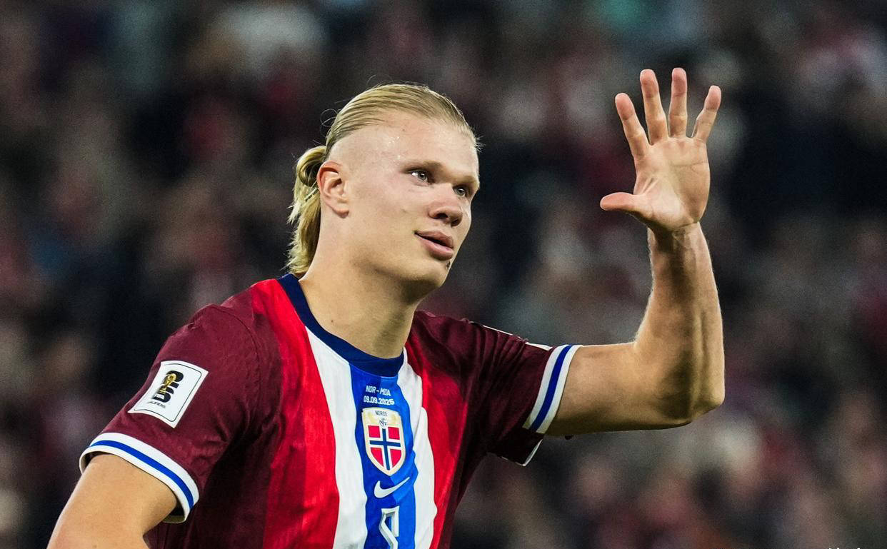 马德兴：汪士钦落选U22国足是因为此前熊猫杯染红引发舆情（马德兴称汪士钦无缘U22国足，因熊猫杯红牌引发舆论风波）