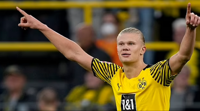 那不勒斯再遭打击！拉赫马尼、霍伊伦本轮联赛双双受伤离场（那不勒斯雪上加霜：拉赫马尼与霍伊伦本轮联赛接连伤退）