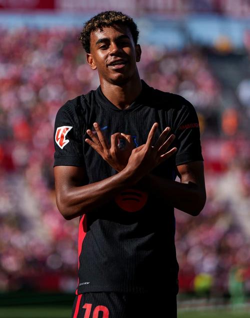 德拉古辛经纪人：球员不考虑离队，不知道转会传闻从何而来