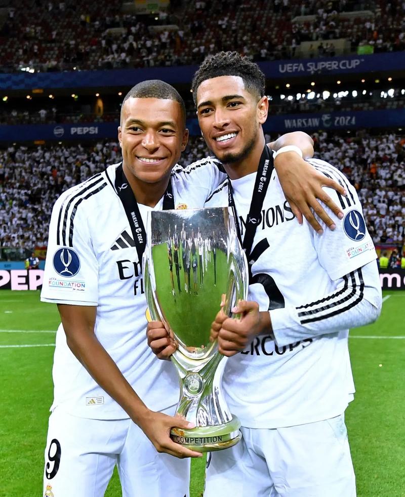 申花vs三箭首发：路易斯、马纳法先发阿苏埃替补，广岛单外援